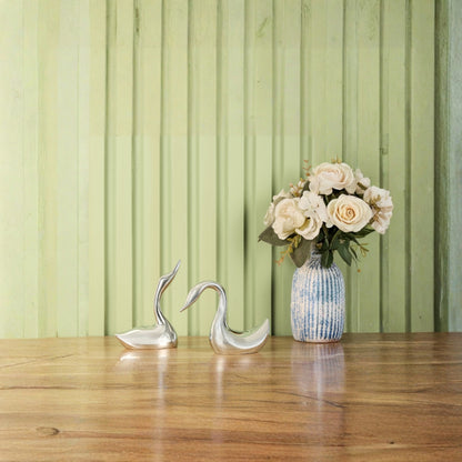 Swan S/2